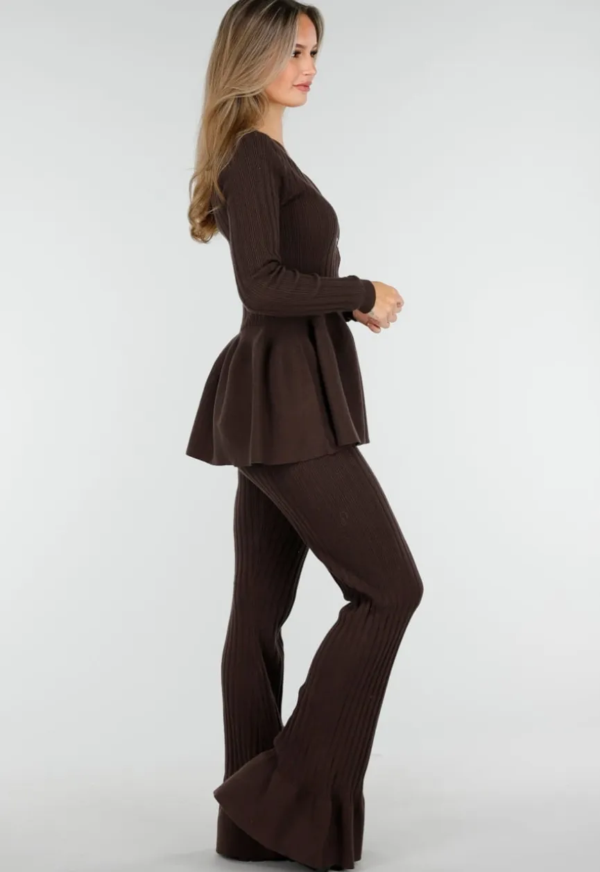 Bruine Stretch Two-Piece Set met Flared Broek en Knopen Top