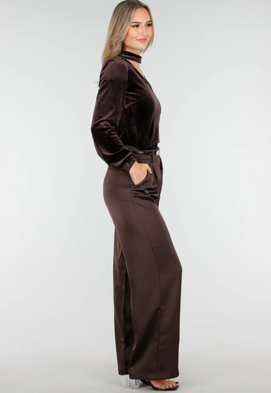 Bruine Velours Top met Cut-Out Halslijn en Lange Mouwen
