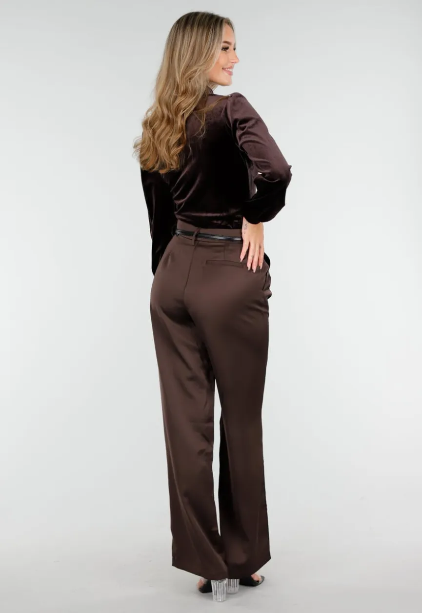 Bruine Velours Top met Cut-Out Halslijn en Lange Mouwen