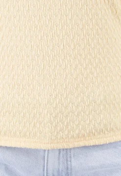 Butter Yellow Stretch Top met Lange Mouwen en Vierkante Hals