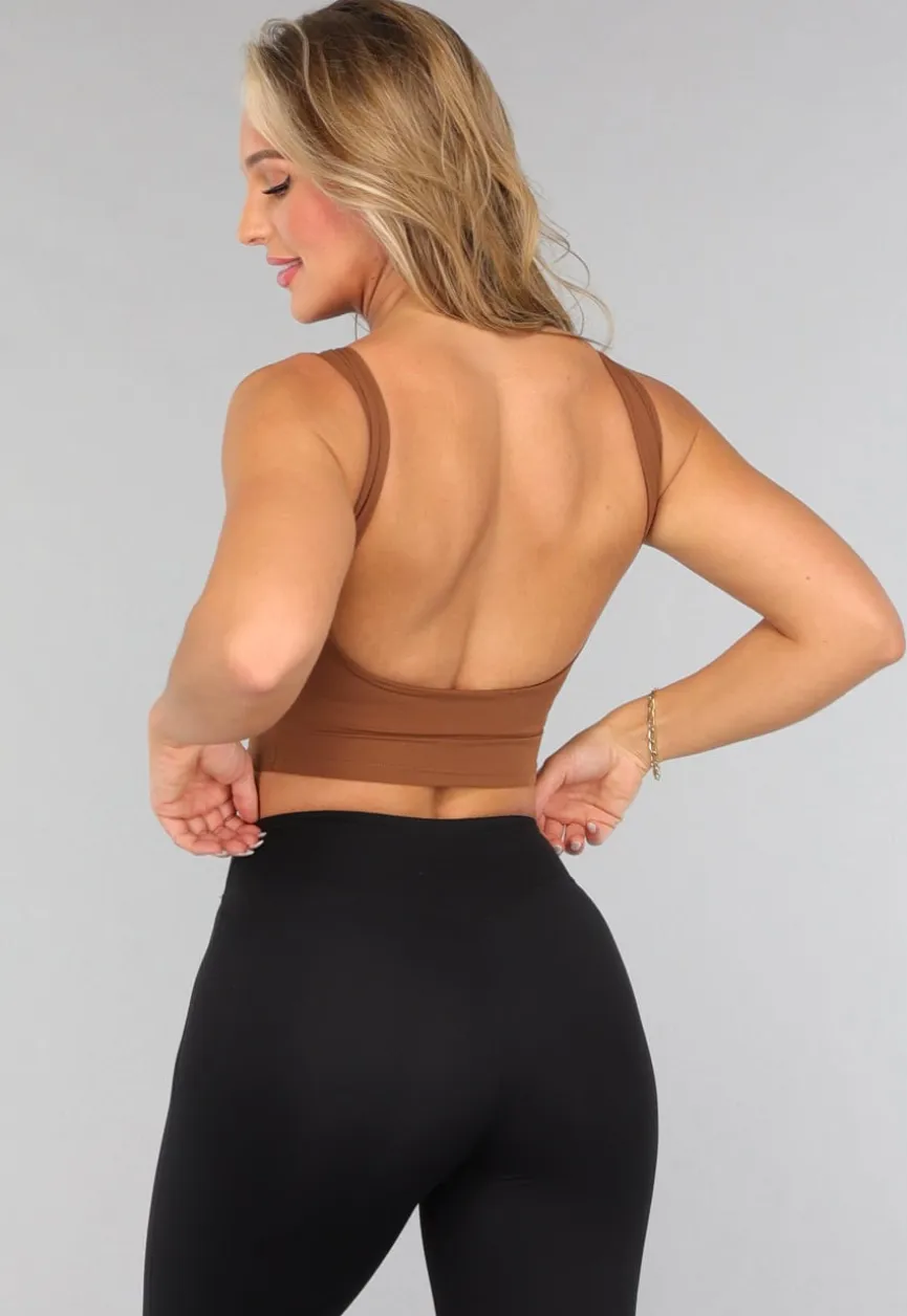 Camel Padded Sporttop met Open Rug