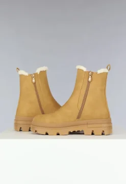 Camel Suèdelook Chelsea Boots met Teddy Details