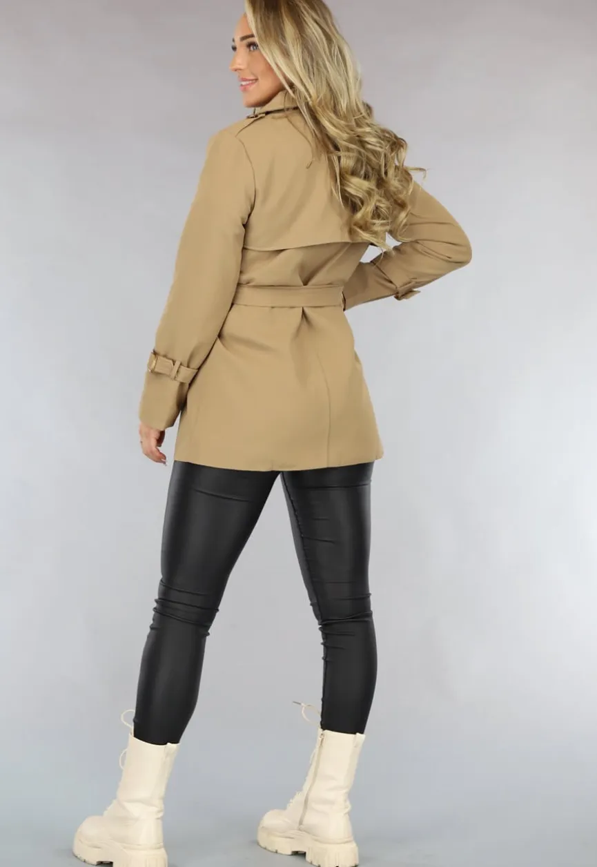 Camel Trenchcoat met Ceintuur en Knoopsluiting