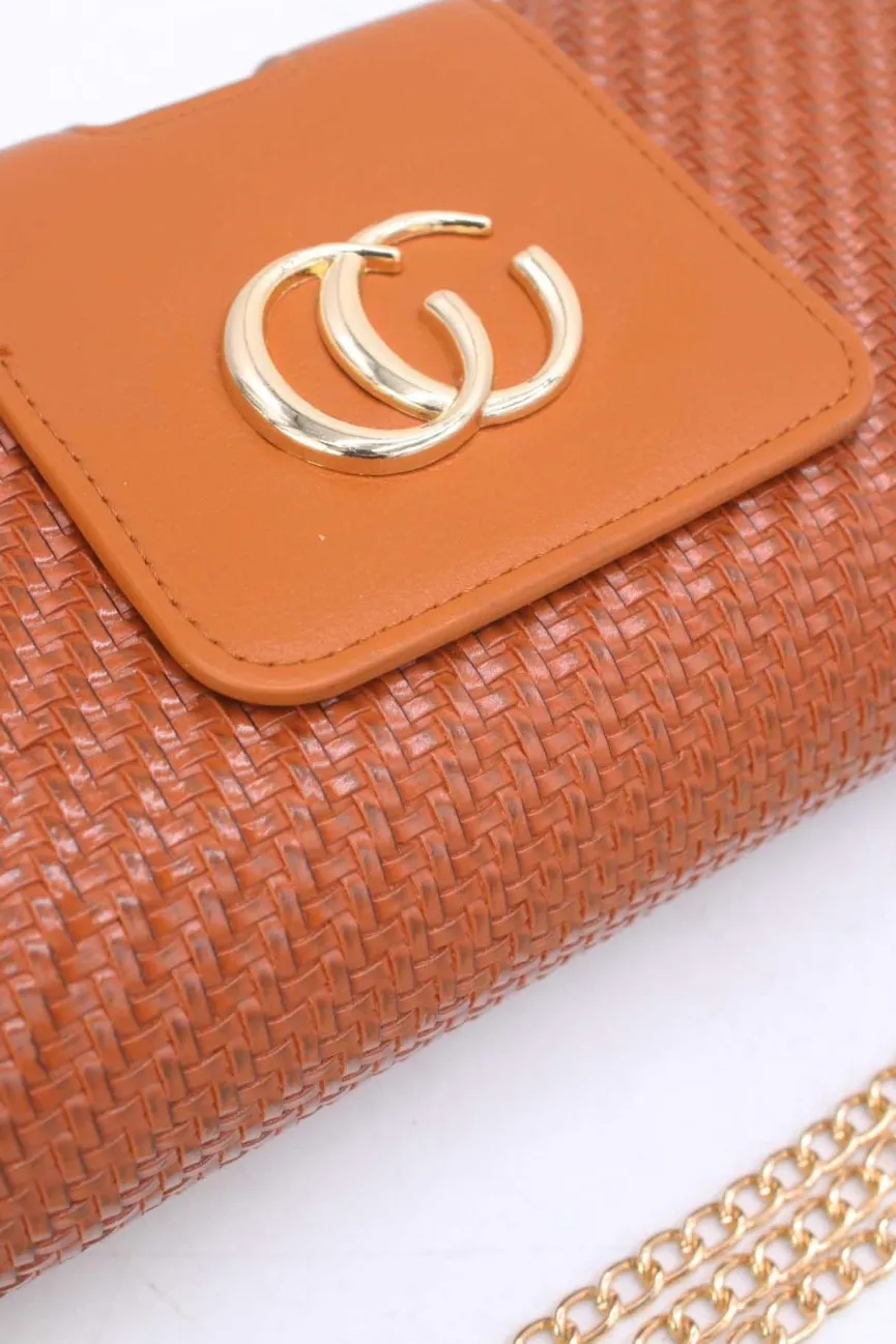 Cognackleurige Gevlochten Clutch met Gouden Schouderketting