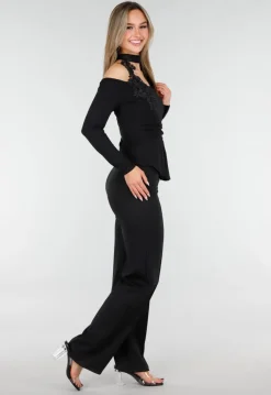 Cold Shoulder Peplum Top met Choker Zwart