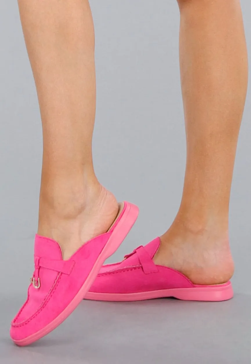 Comfortabele Roze Suède Instappers met Flexibele Zool en Gouden Detail