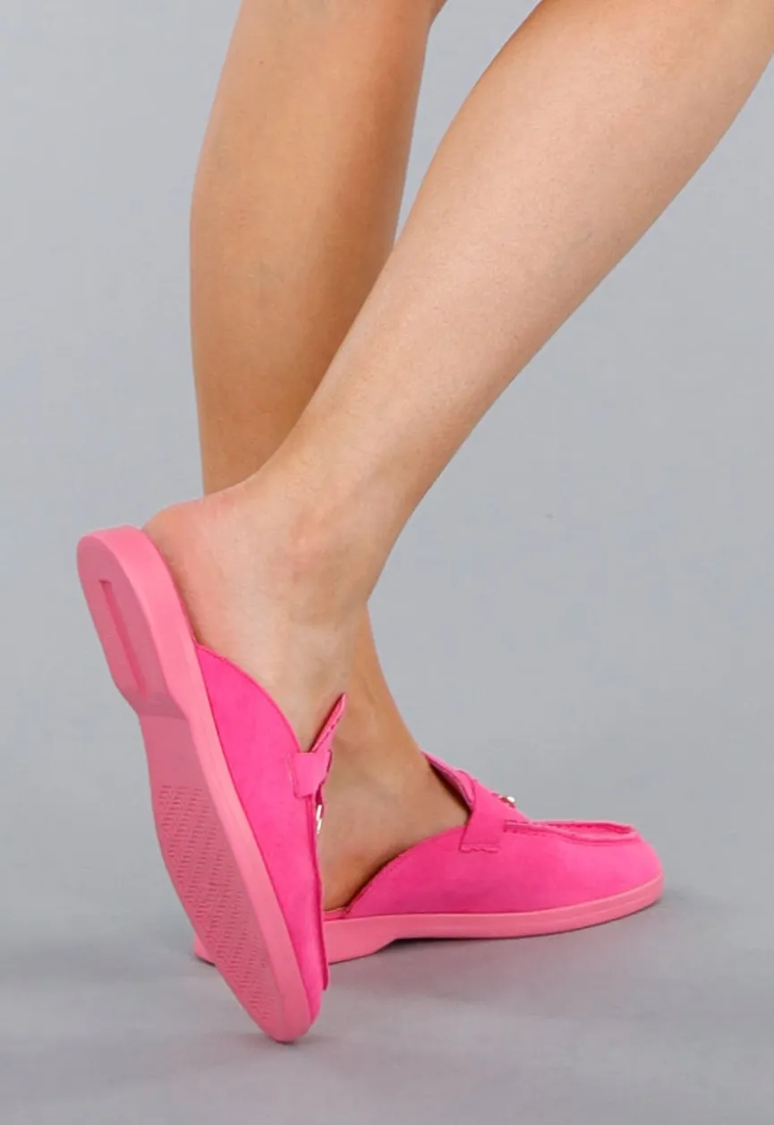 Comfortabele Roze Suède Instappers met Flexibele Zool en Gouden Detail
