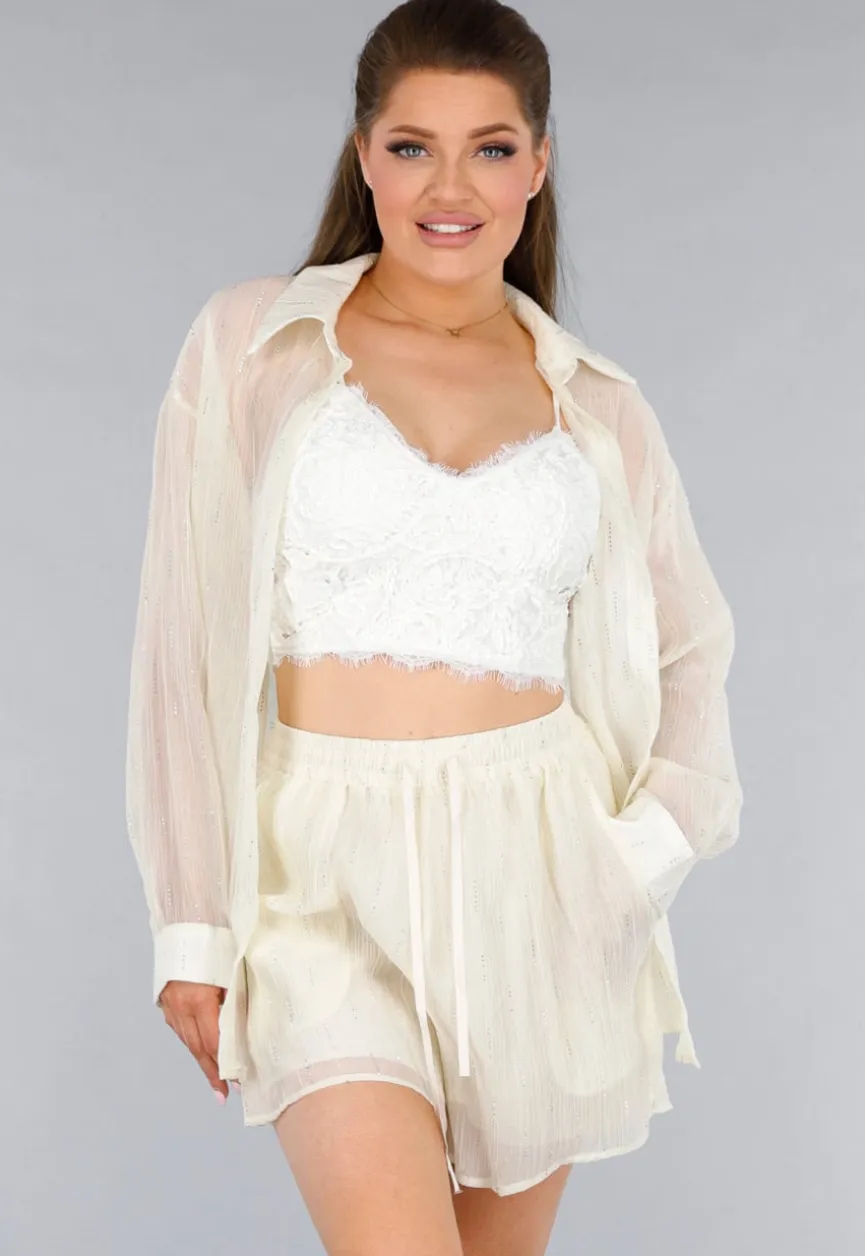 Crème 2-Delig Set met Doorschijnende Blouse en Elastische Short