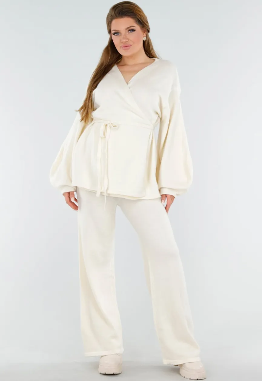 Crème Gebreide Set met Overslag Top en Wijde Broek