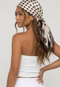 Crèmekleurige Bandana met Stippenprint en Sierlijke Rand
