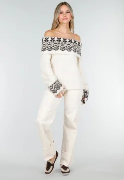Crèmekleurige Off Shoulder Wollen Stretch Trui met Bruin Patroon