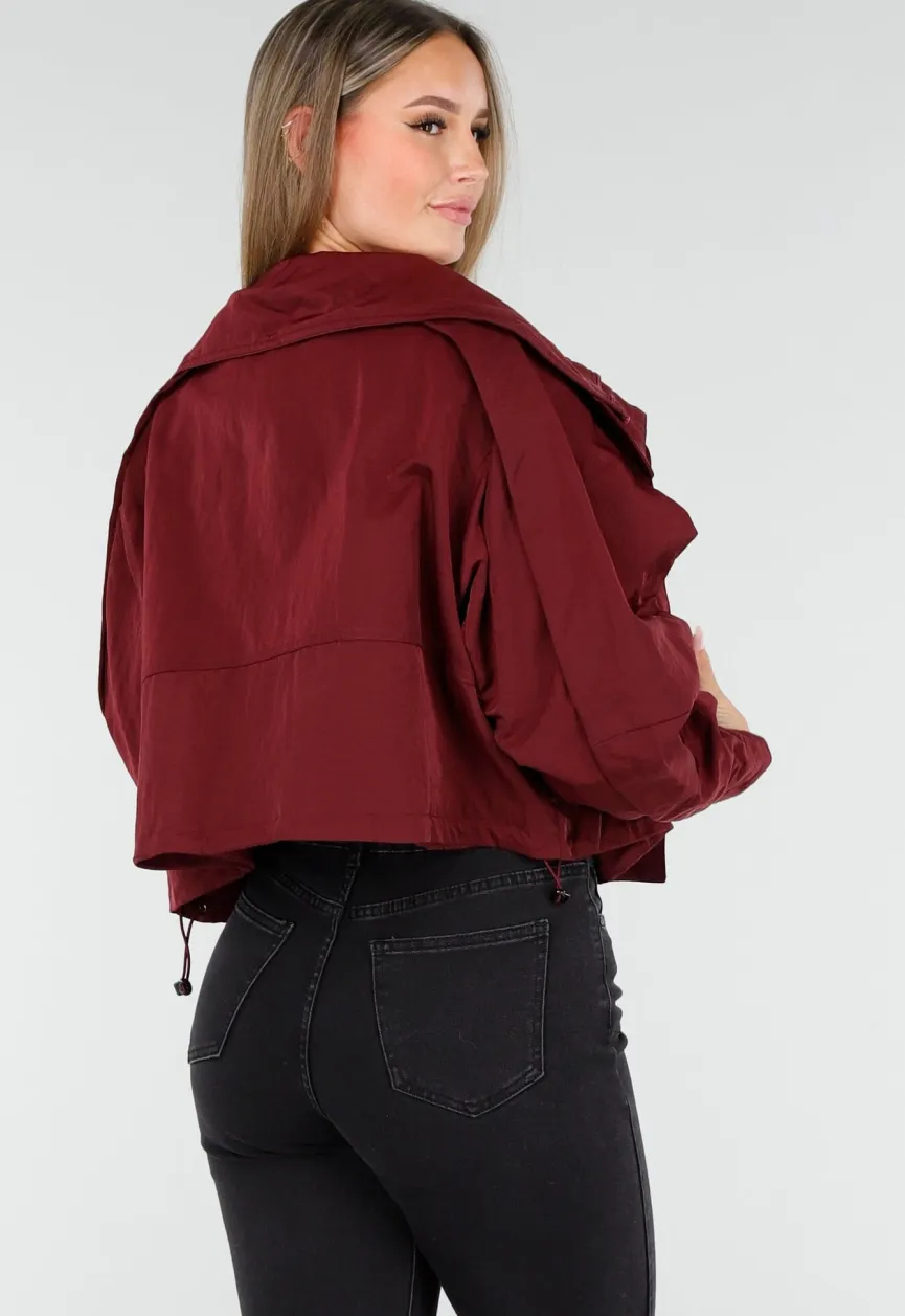 Cropped Lightweight Jas in Bordeauxrood met Brede Kraag