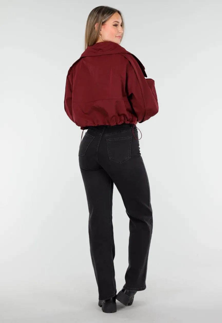 Cropped Lightweight Jas in Bordeauxrood met Brede Kraag