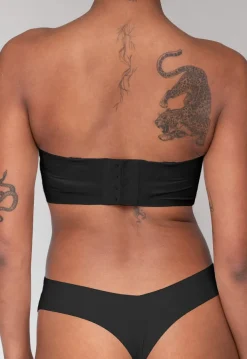 De Perfecte Strapless BH in Zwart
