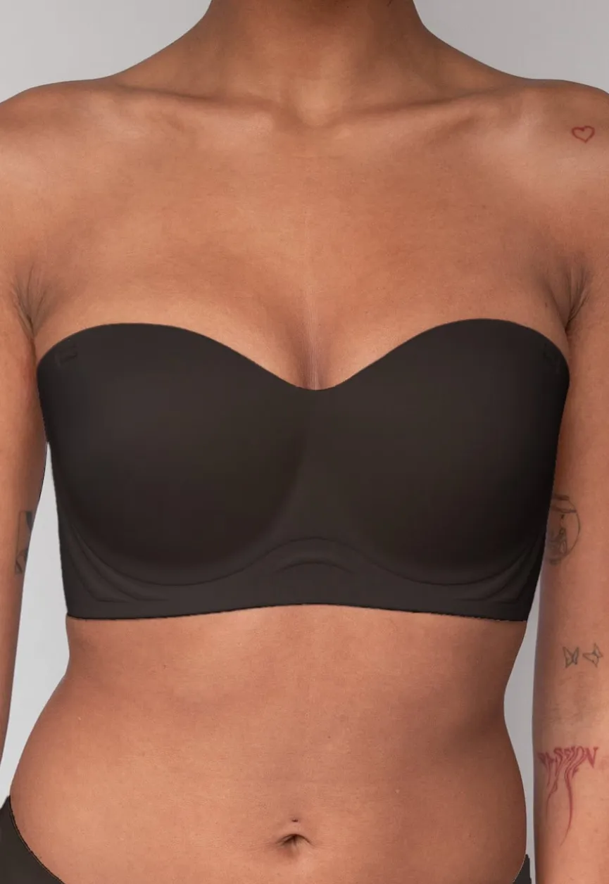 De Perfecte Strapless BH in Zwart