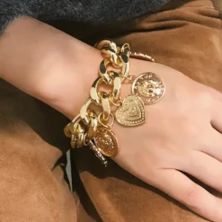 Dikke Goudkleurige Schakelarmband met Munten