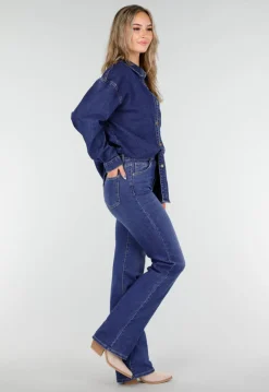 Donkerblauw Denim Overhemd met Oversized Pasvorm en Knoopsluiting