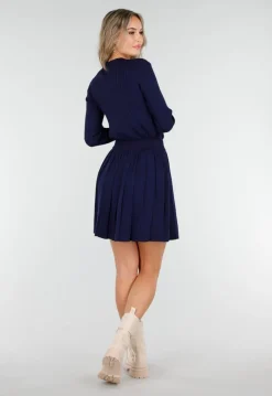 Donkerblauwe Geribde Stretch Two Piece met Goudkleurige Knopen en Plooirok