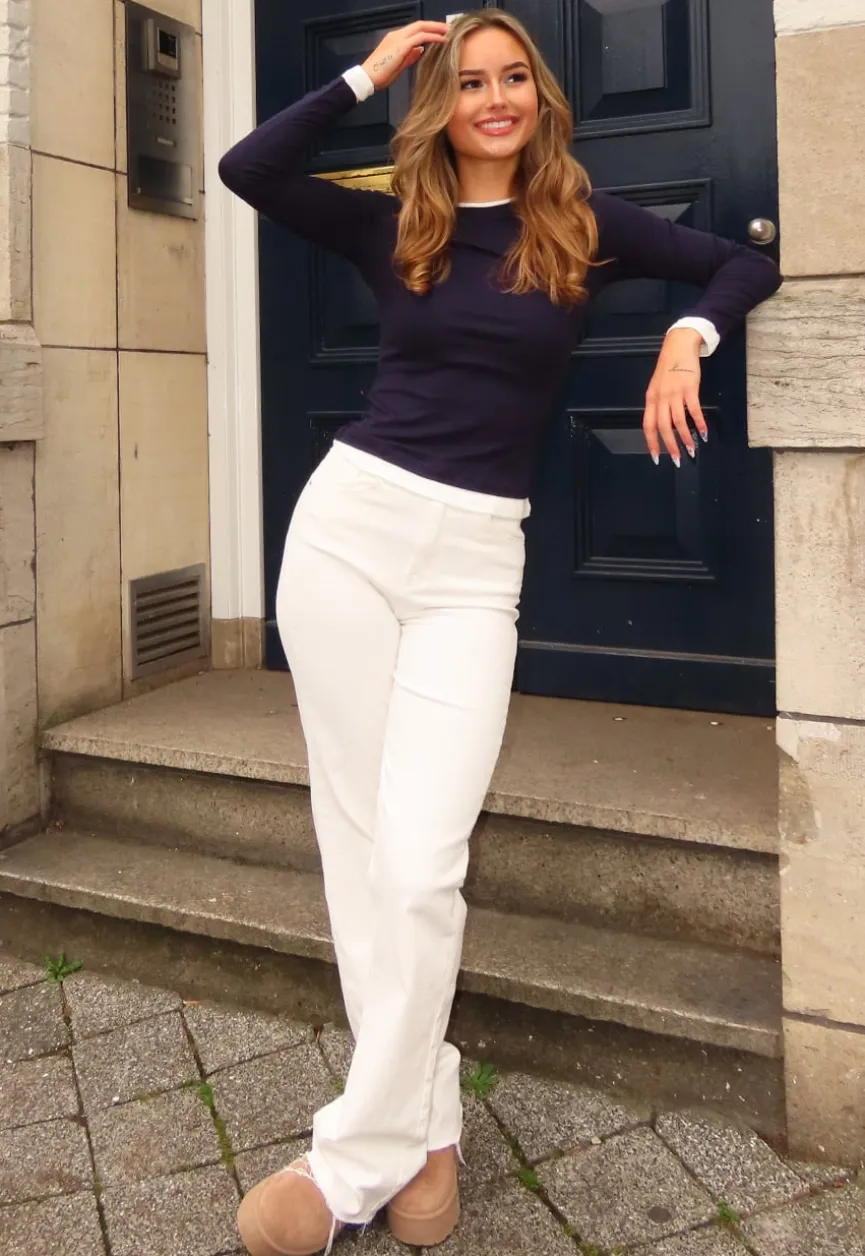 Donkerblauwe Longsleeve Top met Witte Boorden aan Hals en Mouwen