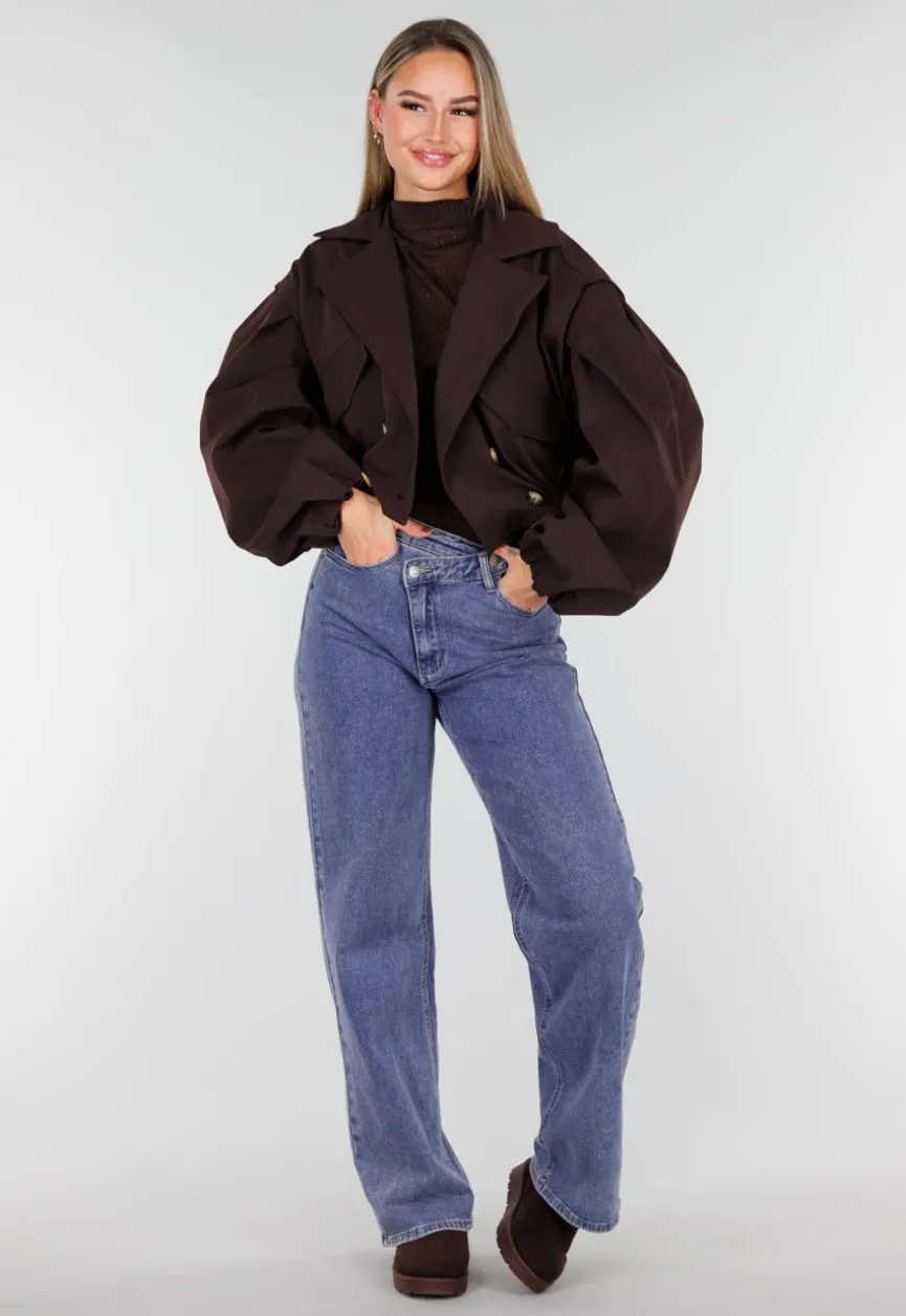Donkerbruin Cropped Jasje met Pofmouwen en Gouden Knopen