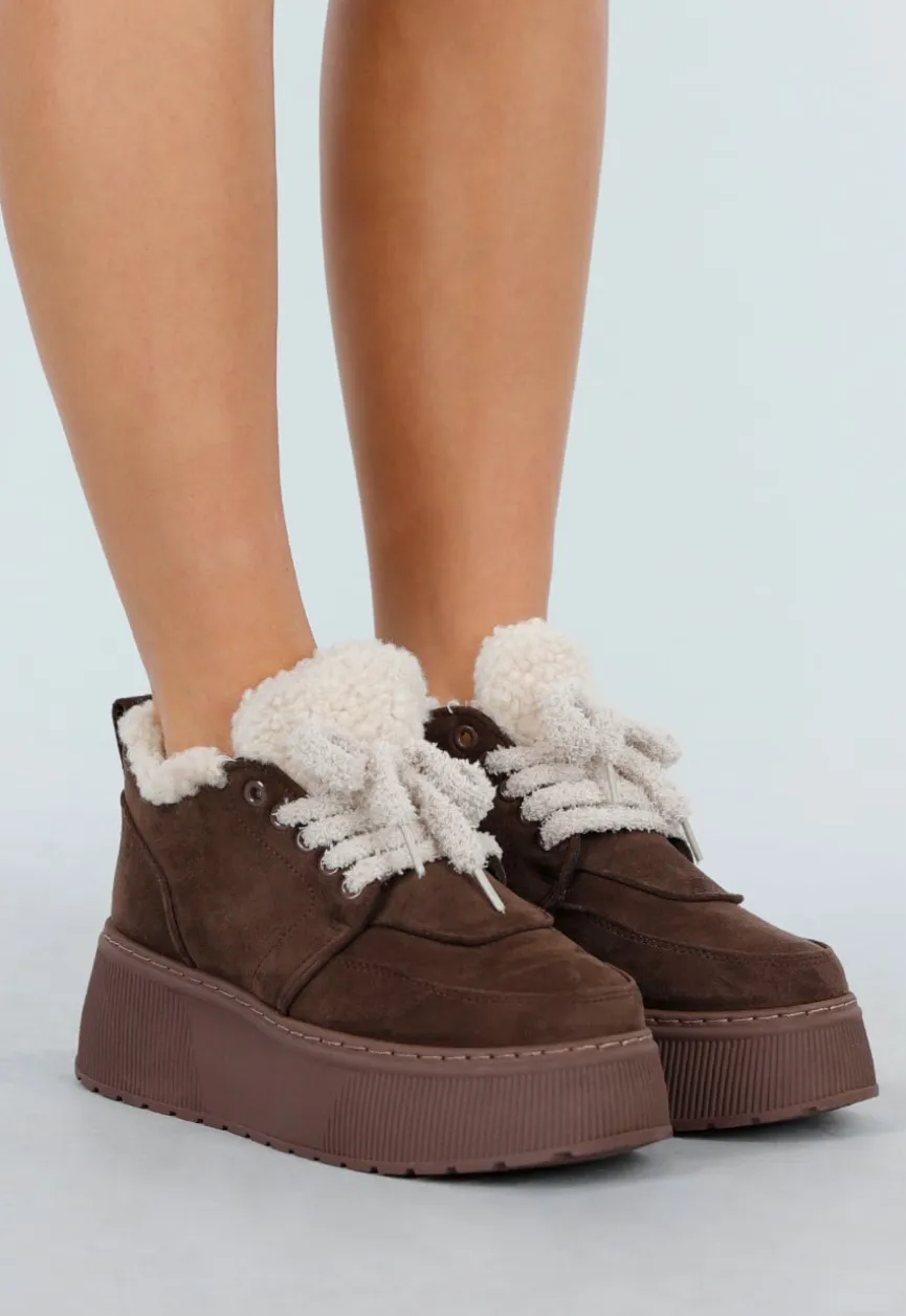 Donkerbruine Suède Sneakers met Plateauzool En Warme Voering