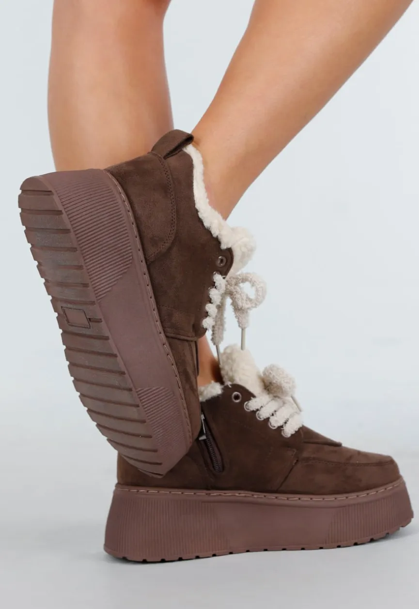 Donkerbruine Suède Sneakers met Plateauzool En Warme Voering