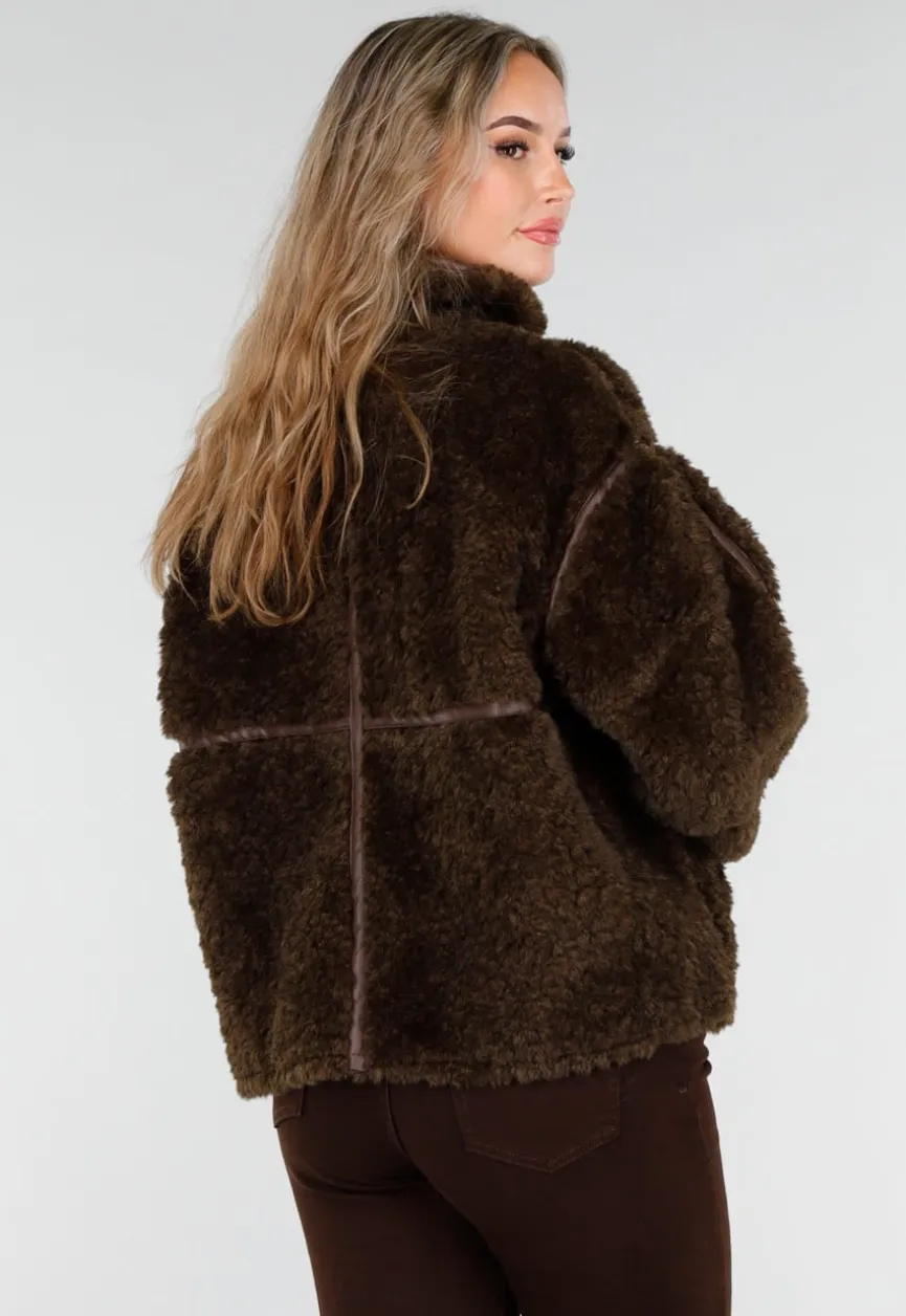 Donkerbruine Teddy Jas met Knoopsluiting