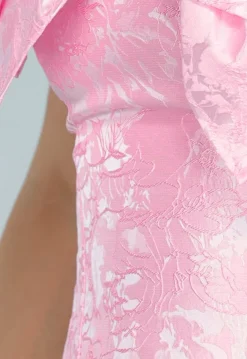 Elegante Roze Strapless Jurk met Strik