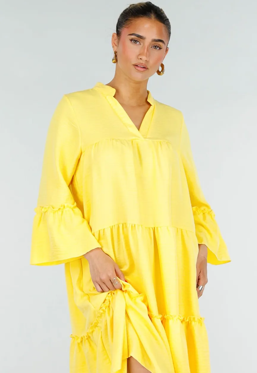 Gele Midi Jurk met V-hals en Ruffle Details