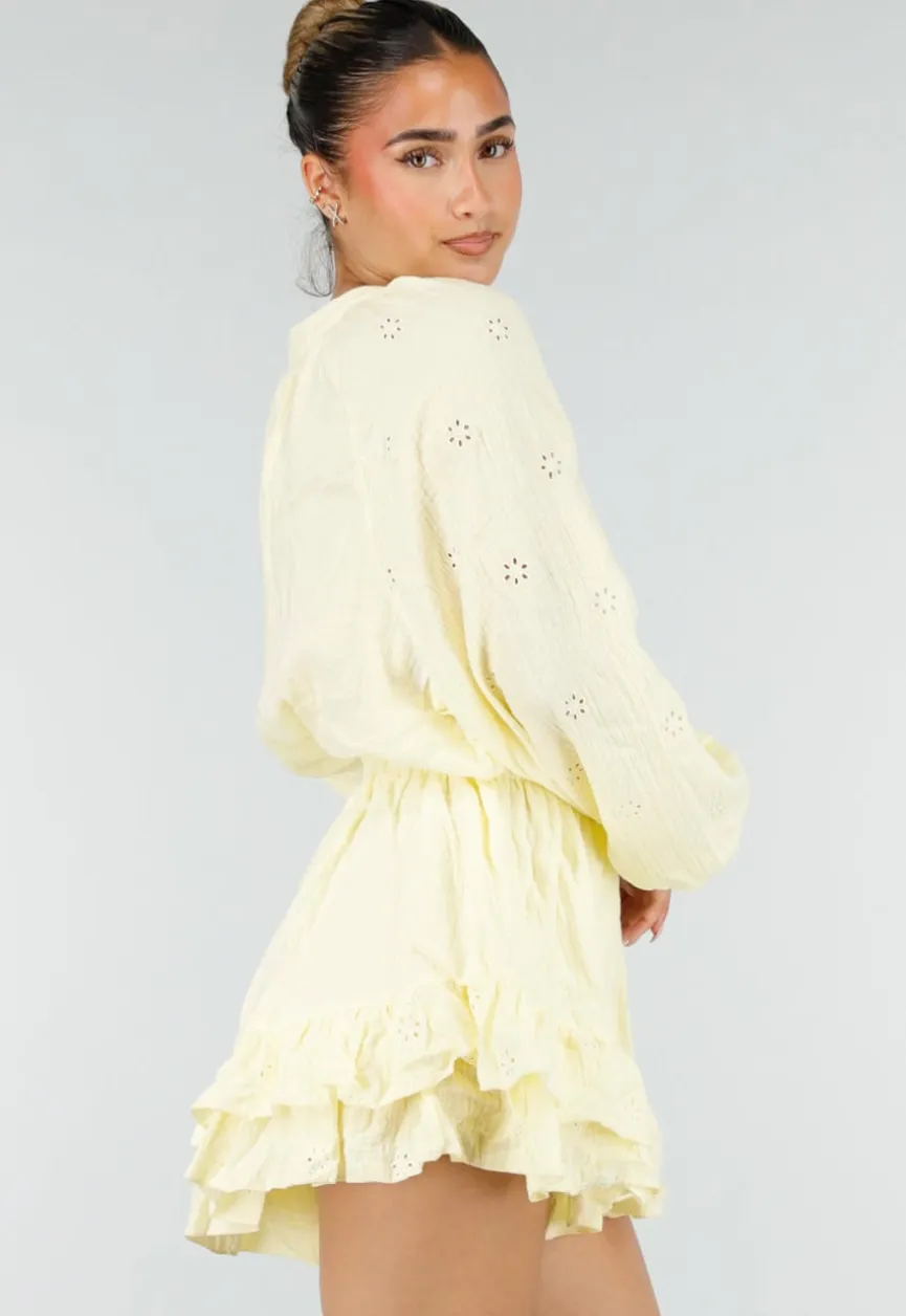 Gele Mousseline Playsuit met Broderie Details en Volants