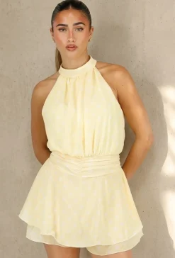 Gele Polkadot Playsuit met Halterhals en Volantlaag