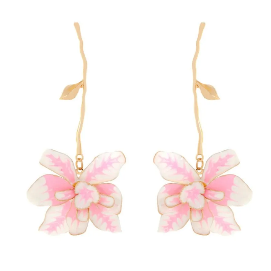 Goudkleurige Oorbellen met Roze-Witte Bloemhanger