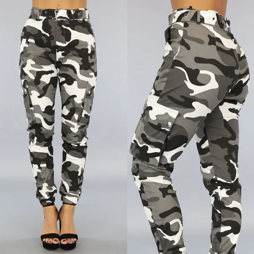 Grijs/Witte Cargo Broek met Camouflage Print