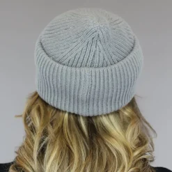 Grijze Beanie met Wit Hartje