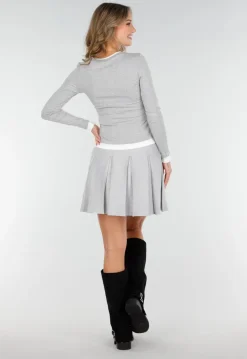 Grijze Longsleeve Top met Witte Boorden aan Hals en Mouwen