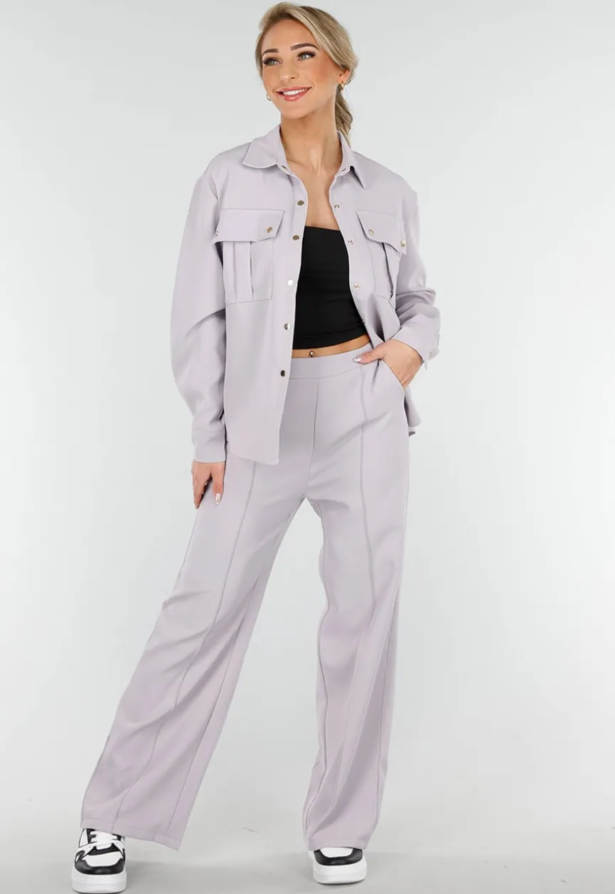 Grijze Set met Blouse en Straight Leg Broek met Gouden Knopen