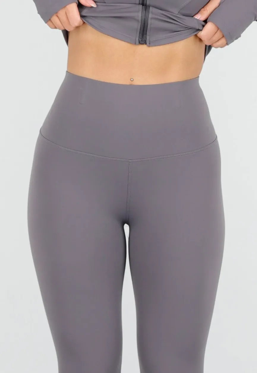 Grijze Stretch Sportset met Strakke Legging en Vestje