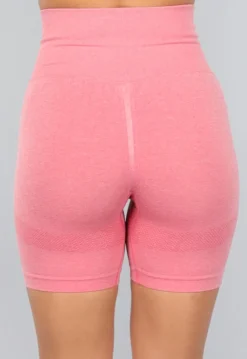 Koraal Kleurige Sport Short met Scrunch