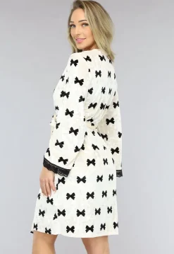 Korte Set met Slipdress en Kamerjas met Strikken van Velours de Panne