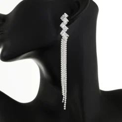 Lange Zilveren Strass Oorbellen met Zigzag