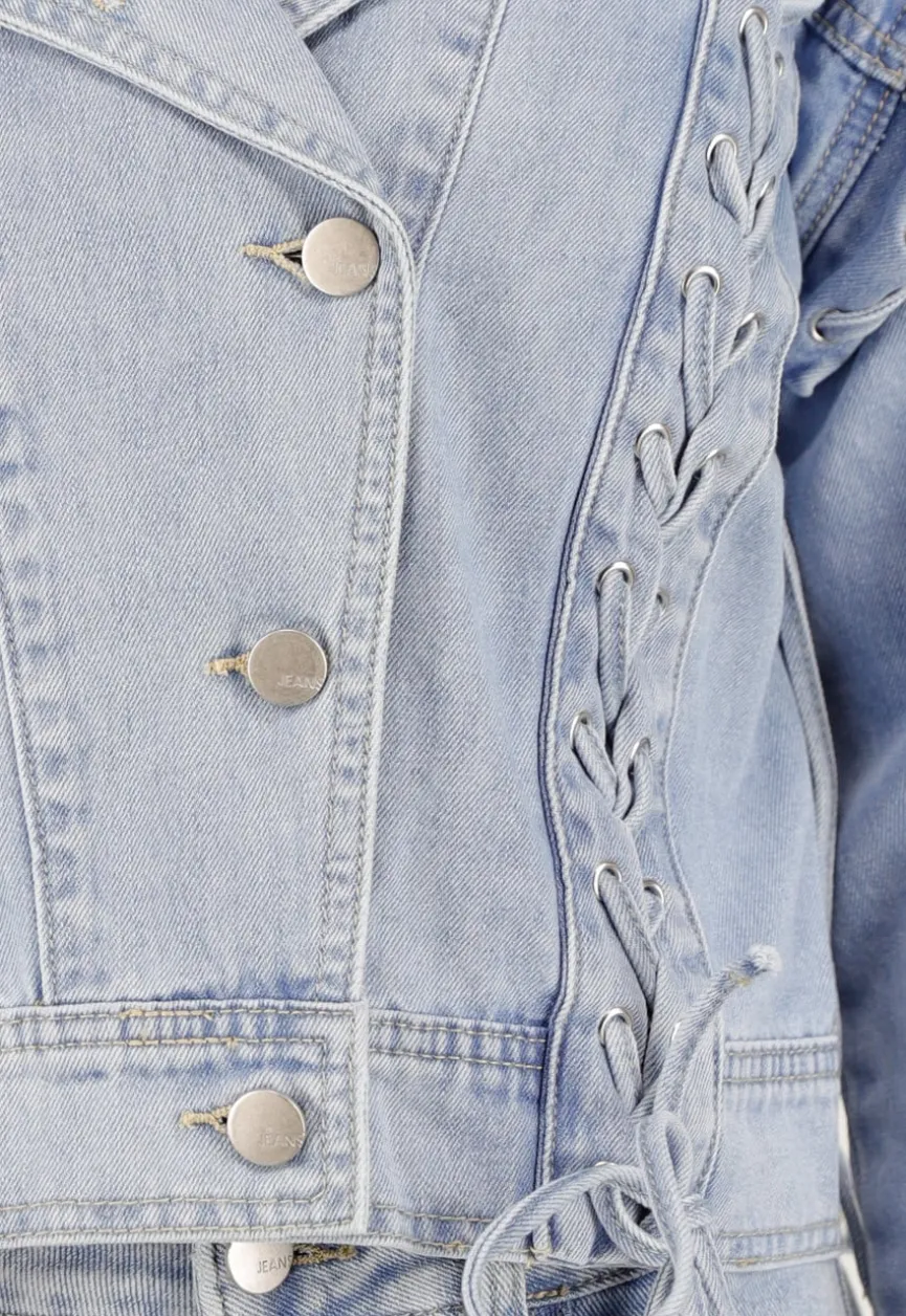 Lichtblauw Denim Jasje met Veterdetails en Ruffle Schouders