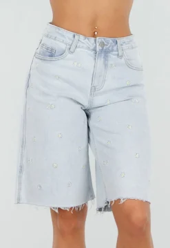 Lichtblauwe Denim Bermuda Short met Bloemenborduursel en Rechte Pijpen