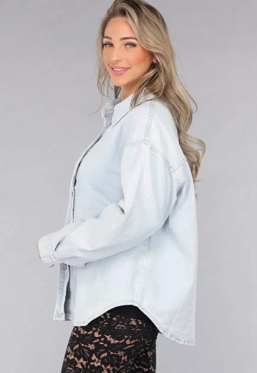 Lichtblauwe Denim Blouse met Knoopsluiting