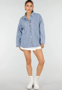 Lichtblauwe Denim Blouse met Lange Mouwen en Borstzakken