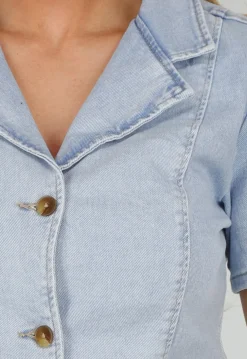 Lichtblauwe Denim Playsuit met Reverskraag en Knoopsluiting