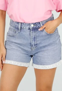 Lichtblauwe Denim Short met Gehaakte Omslag en Stretch