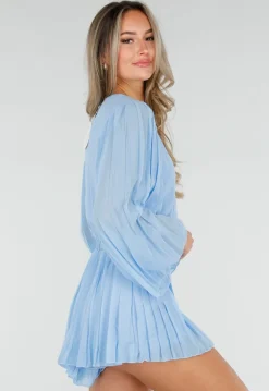 Lichtblauwe Plissé Playsuit met Overslag en Wijde Mouwen
