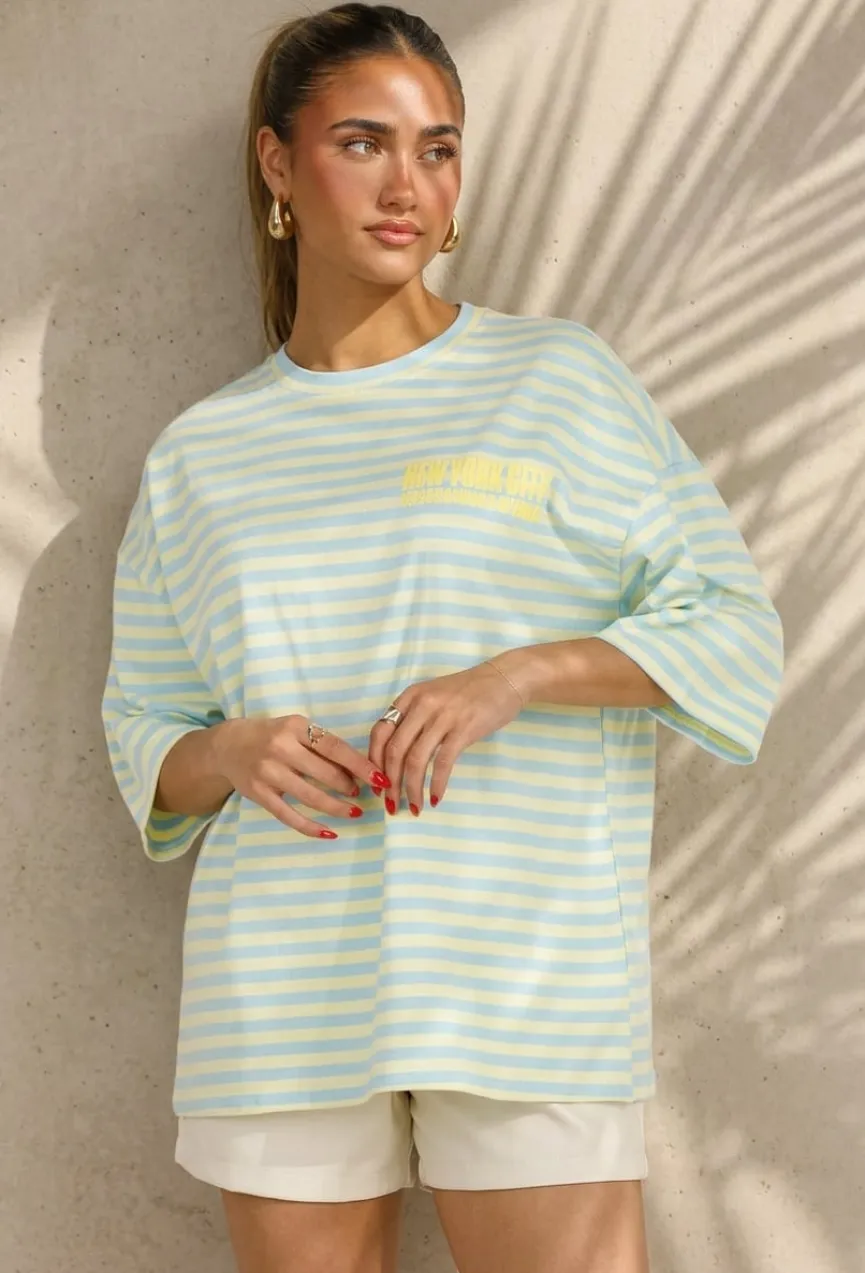 Lichtblauw Geel Gestreepte Oversized T-shirt met Tekstprint