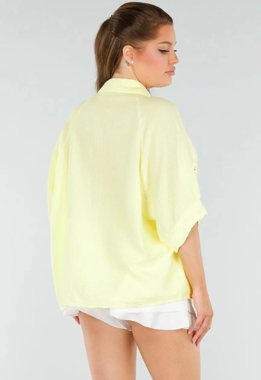 Lichtgele Katoenen Blouse met Knoopjes en Vleermouwen
