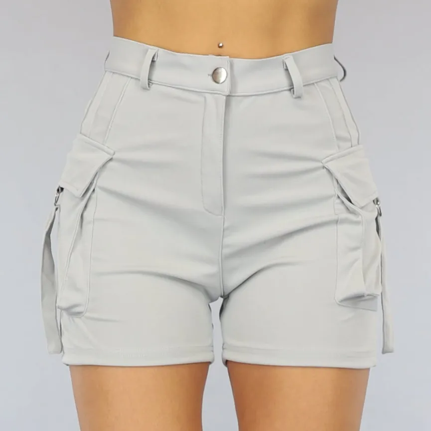 Lichtgrijs Cargo Short met Zilveren Details